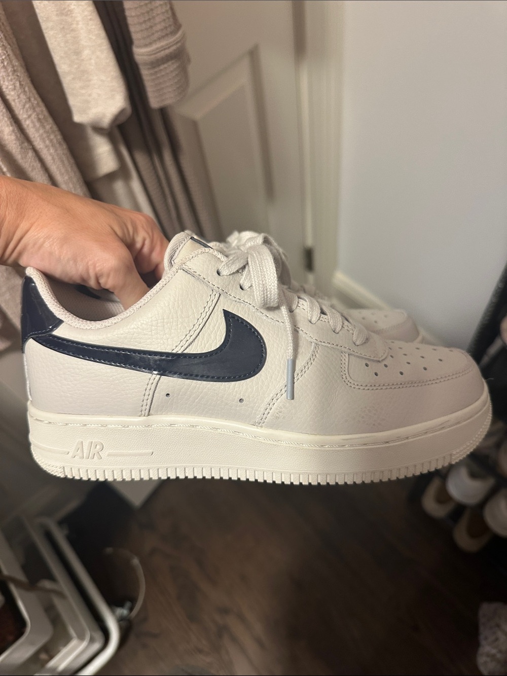 Nike Air Force navy